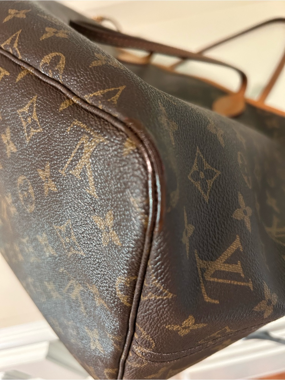 Louis Vuitton Neverfull Monogram GM bag & wristlet - Picture 8 of 15